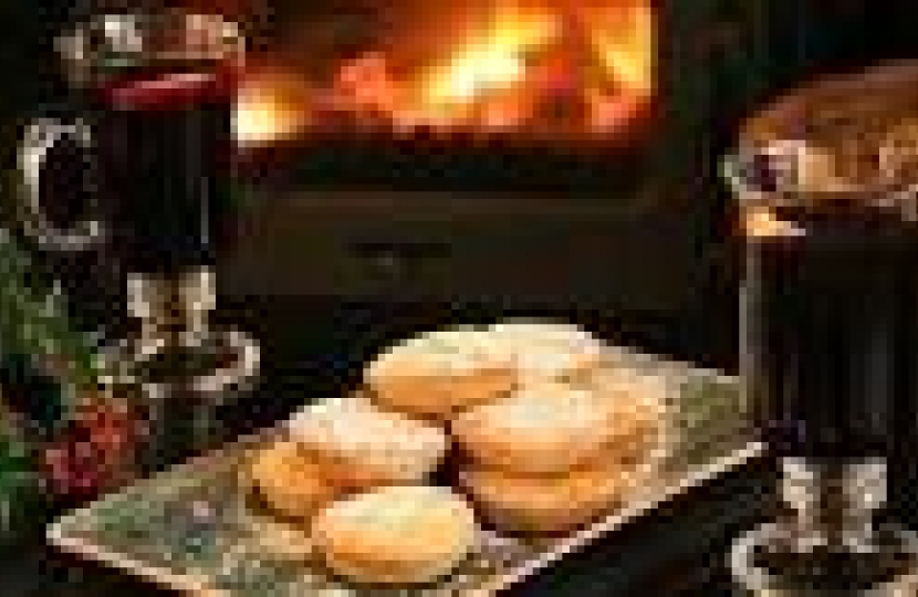 mulled wine and mince pies