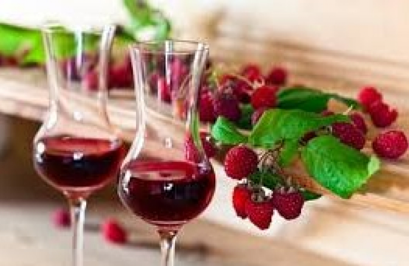 Raspberry and wine